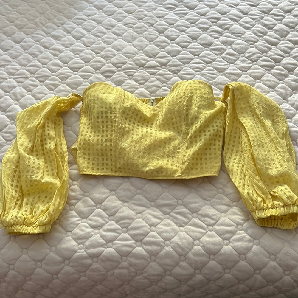Heart shape top